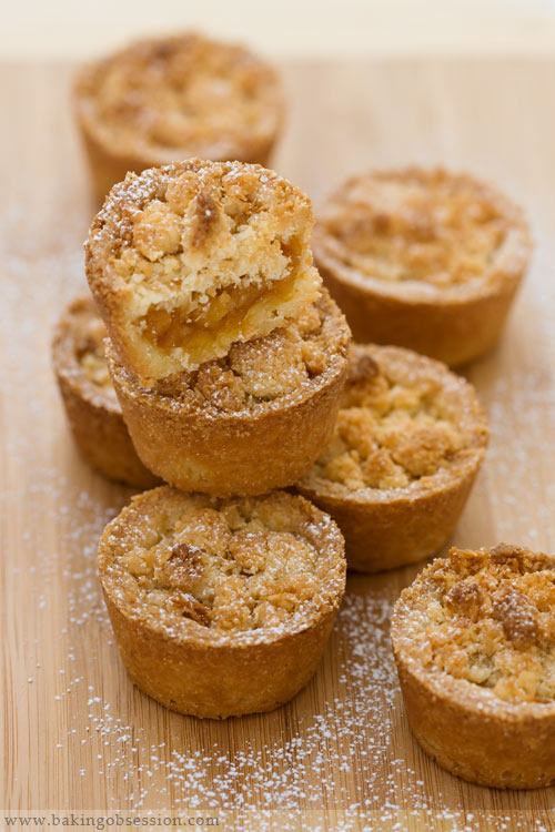 apricot-coconut-mini-crumble-cookies-inside