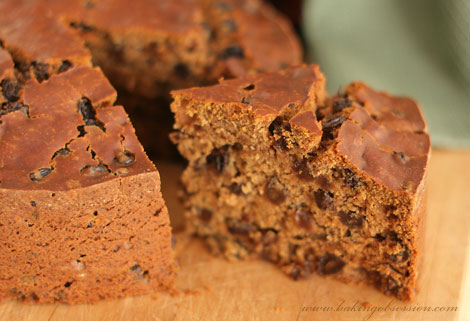 Irish Raisin Cake Slice