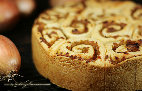 Pull-Apart Buttermilk-Onion Rolls