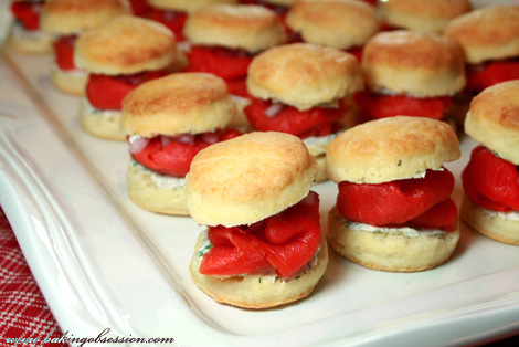 Scones with Smoked Salmon and Red Onion Relish